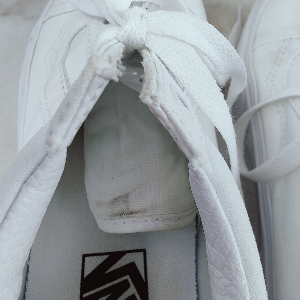 Vans Women's White Sneakers - Picture 12 of 13